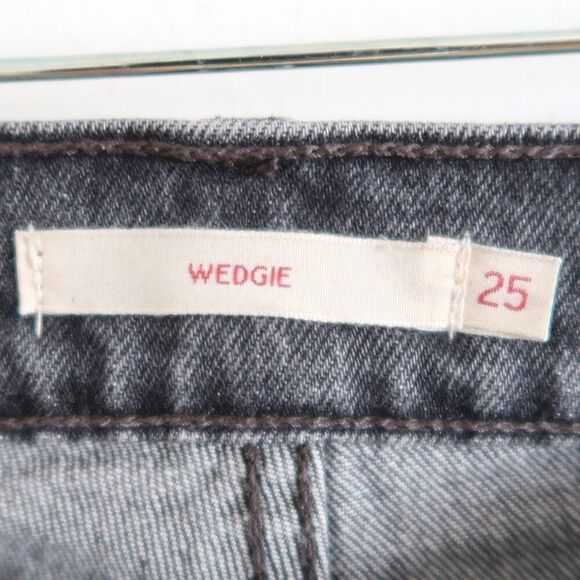 Levi's Black Wedgie Jeans - Size 25 - Picture 9 of 10